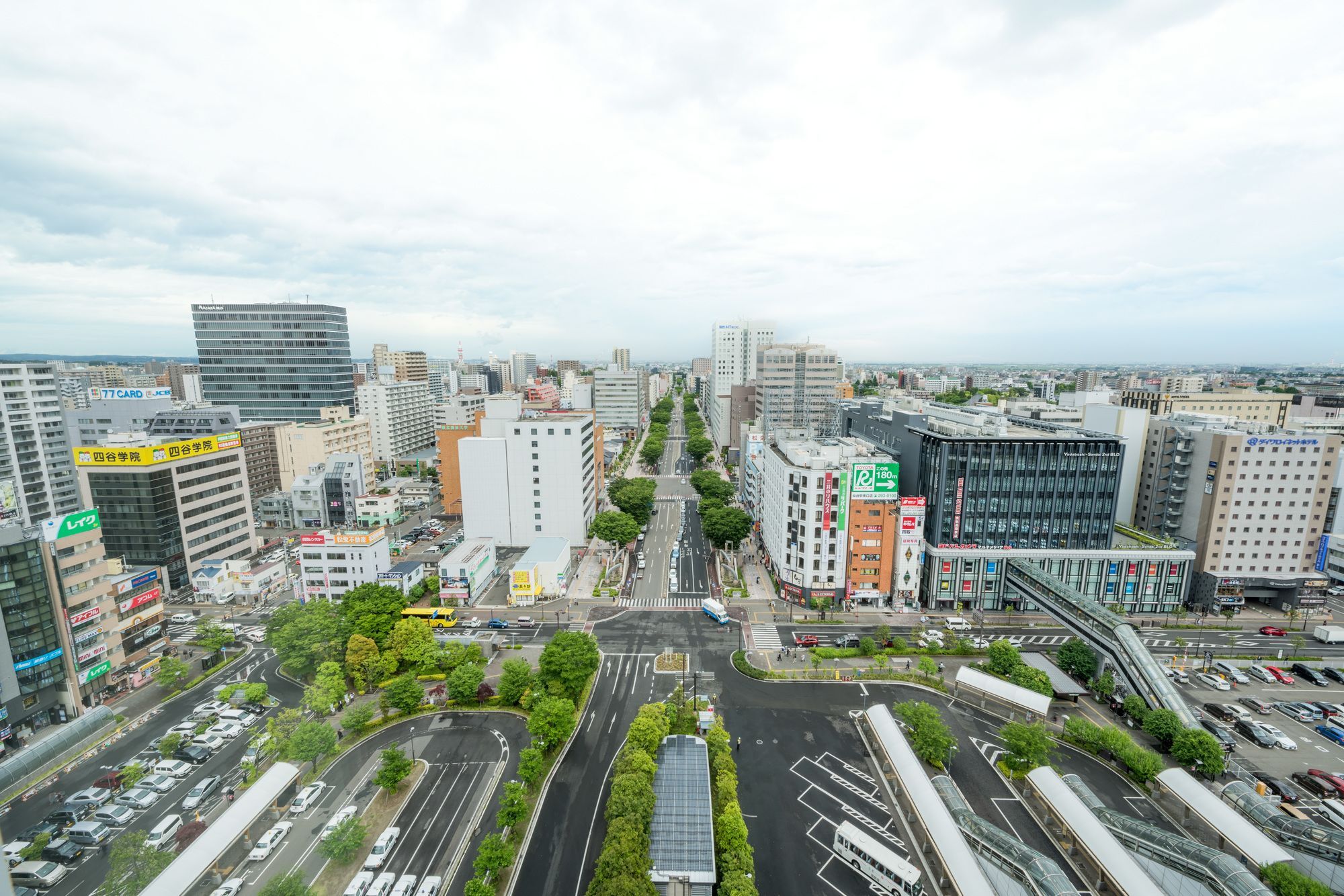 Hotel Metropolitan Sendai East Екстер'єр фото